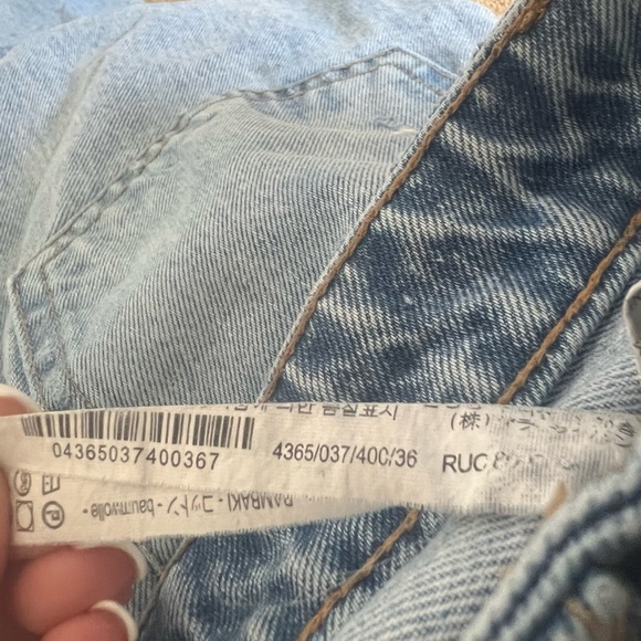 Ripped Zara jeans - Picture 2 of 4